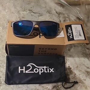 NWT H2optix Sunglasses
